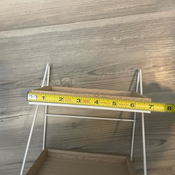 2 Tiered shelf with Star detail, see dimensions in pics - Picture 5 of 11